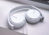 Sony ZX Series Auriculares intraurales con cable